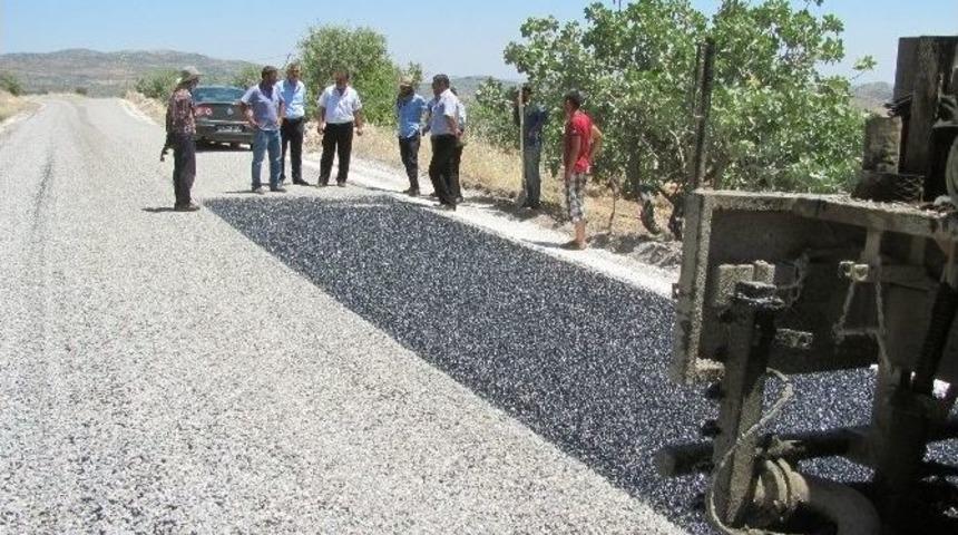 Araban&rsquo;da Asfalt &Ccedil;alışmaları Başladı