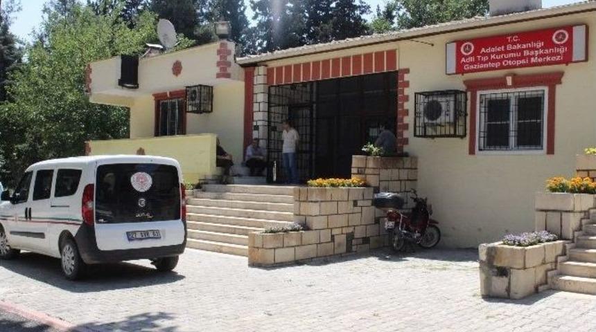 Karısının Hasretine Dayanamadı