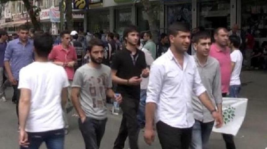 Diyarbakır Bombacısı Miting Alanına B&ouml;yle Girdi