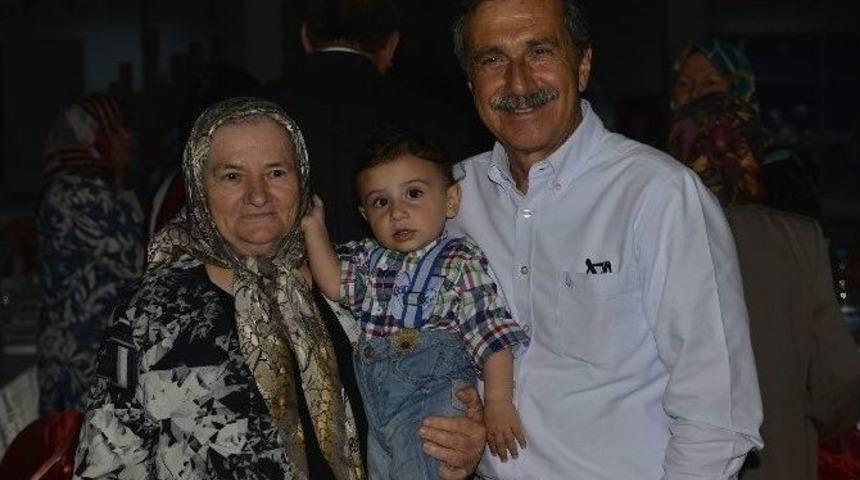 Başkan Ata&ccedil; Şehit Aileleri İle İftarda Buluştu