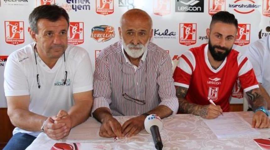 Balıkesirspor'da Dilaver Imzaladı