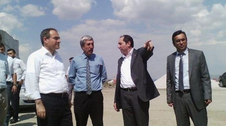 Rekt&ouml;r Alkan Kamp&uuml;s İnşaatından İncelemelerde Bulundu