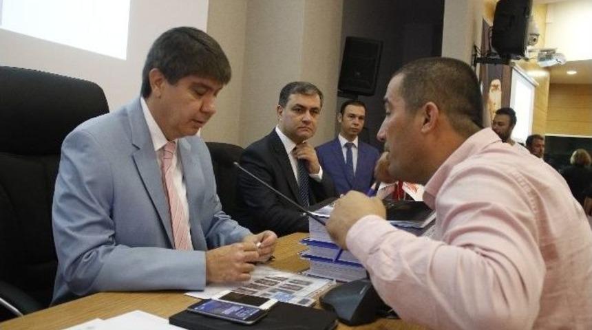 B&uuml;y&uuml;kşehir Meclisinde Plajların &Uuml;cretli-&uuml;cretsiz Tartışması