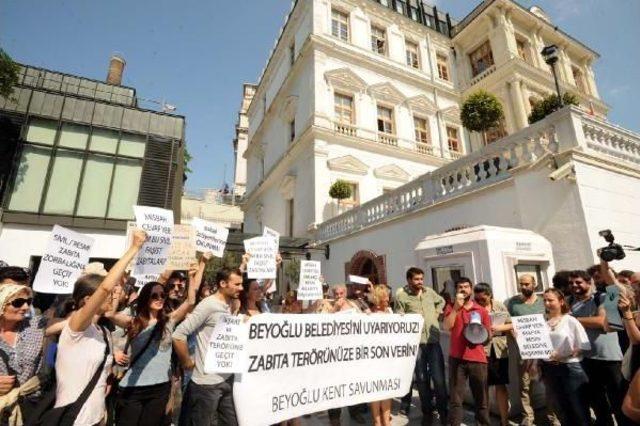 Beyoğlu Kent Savunması'ndan Belediye Önünde Eylem