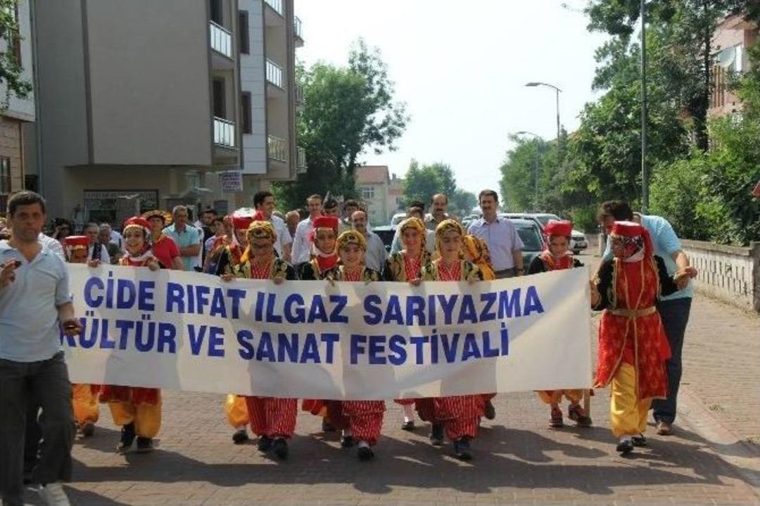 20. Cide Rıfat Ilgaz Yarı Yazma K&uuml;lt&uuml;r Ve Sanat Festivali Başladı