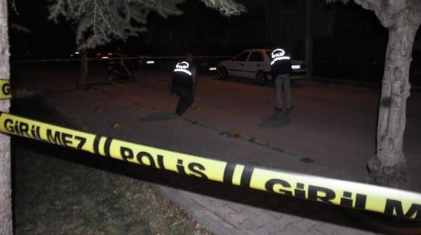 Otomobilin I&ccedil;inden Husumetlisine Ateş Etti: 3'&uuml; &Ccedil;ocuk, 6 Yaralı