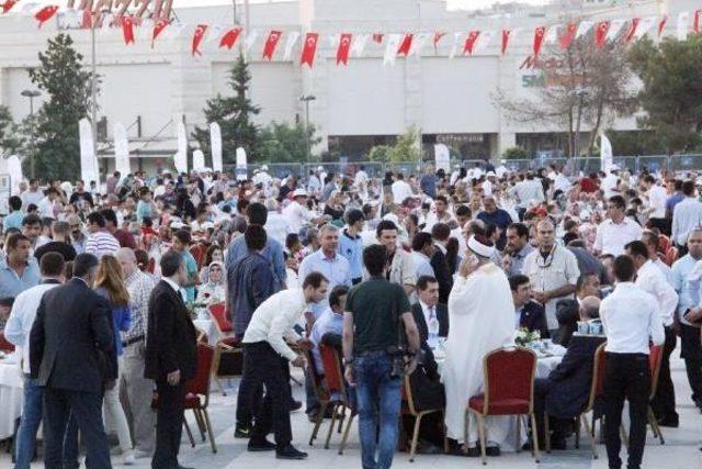 Bakan Yılmaz, Şanlıurfa'da Hoşgörü Mesajı Verdi