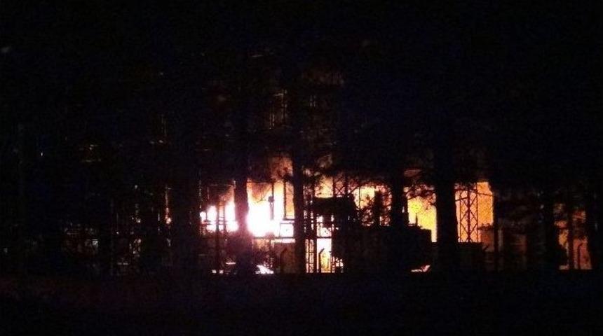 Tokat&rsquo;ta Patlama Meydana Gelen Trafoda Yangın &Ccedil;ıktı