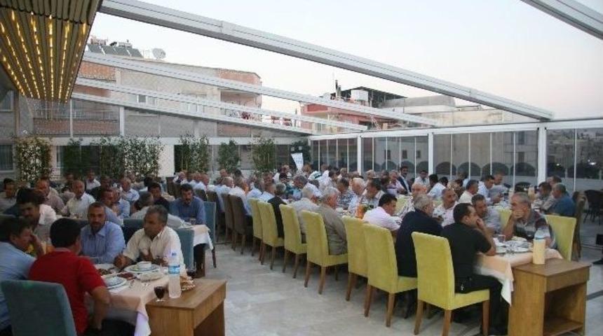 Dal, Muhtarlara İftar Yemeği Verdi