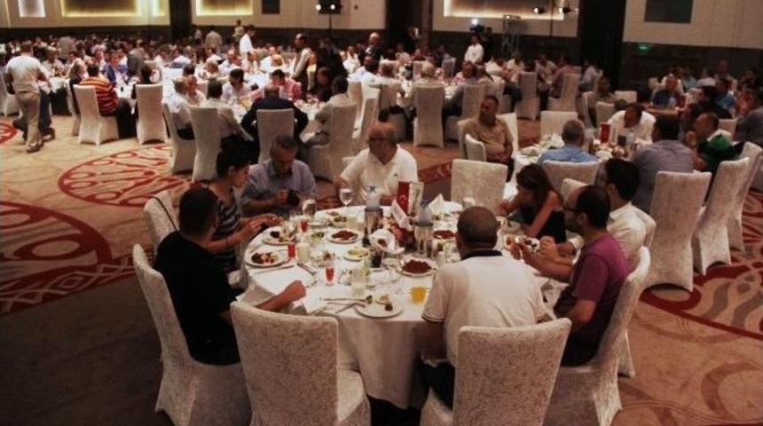 Adana&rsquo;nın &Uuml;retenleri Şekerbank&rsquo;ın İftarında Buluştu