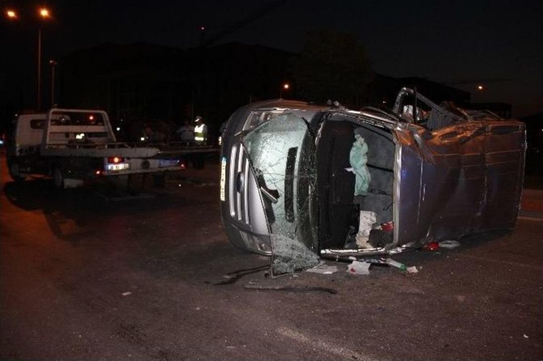 Trafik Kazası: 5 Ağır Yaralı