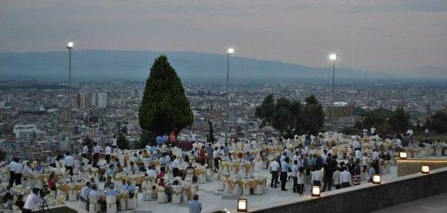 Adü, Aydın Protokolünü İftarda Ağırladı