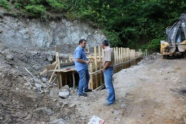 Düzce’de Yol Çalışmaları Devam Ediyor