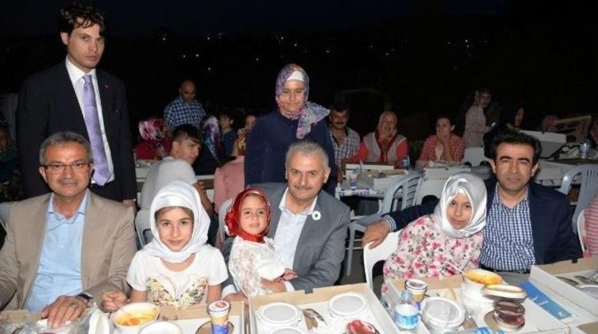 Eski Bakan Yıldırım, Kur’an Kursu Açılışı Yaptı