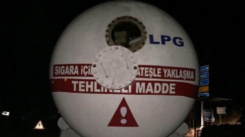 &Ccedil;ukurca'da 144 Bin 450 Paket Ka&ccedil;ak Sigara Ele Ge&ccedil;irildi