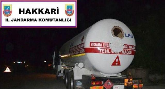 Çukurca'da 144 Bin 450 Paket Kaçak Sigara Ele Geçirildi