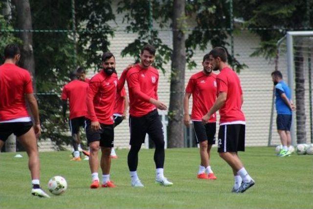 Balıkesirspor Güç Depoluyor