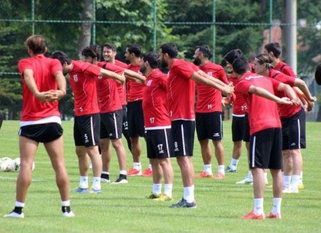 Balıkesirspor Güç Depoluyor