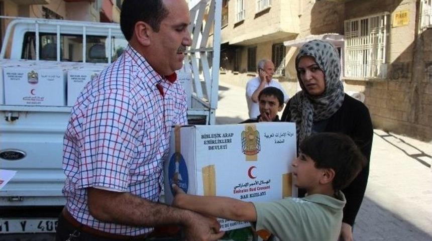 Birleşik Arap Emirlikleri&rsquo;nden Muhta&ccedil;lara Yardım