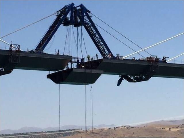 Ağın Köprüsü’nün Son Segmenti De Takıldı