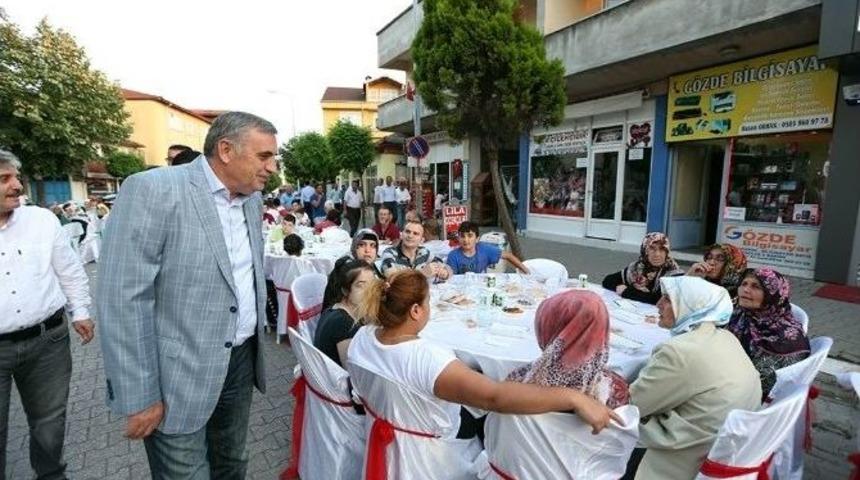 Kardeşlik Sofraları Ferizli&rsquo;de Kuruldu