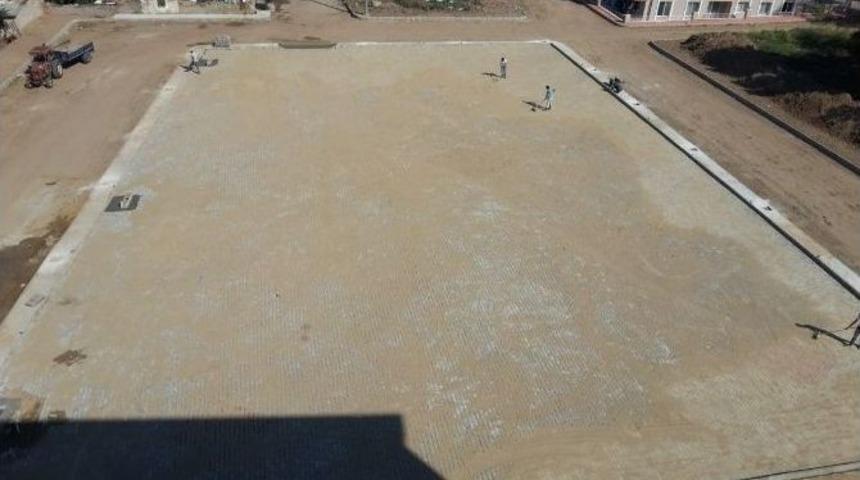 Alaşehir, D&ouml;rd&uuml;nc&uuml; Pazaryerine Kavuşuyor