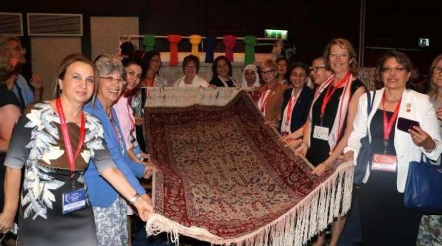 T&uuml;siad Başkanı Symes: 4 Milyon Gen&ccedil; Kadınımızın Ne Işe Ne De Eğitime Erişimi Var