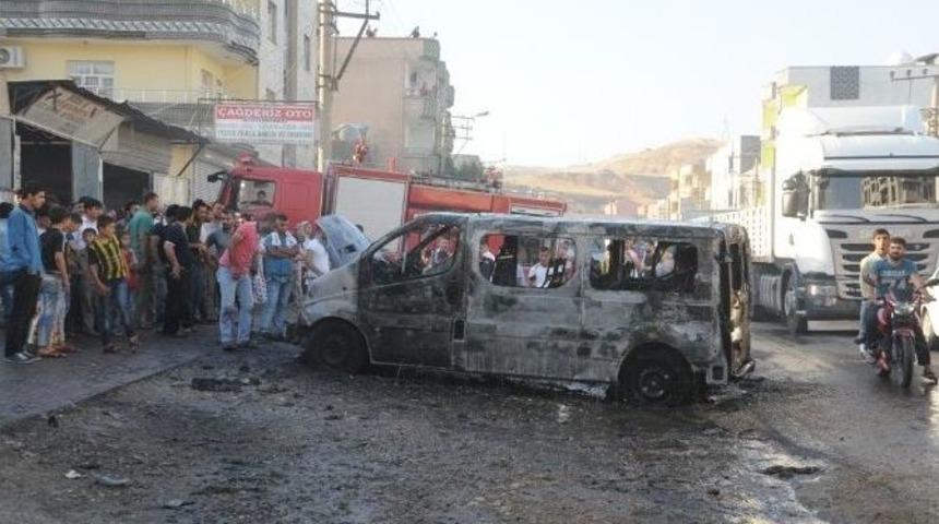 Cizre&rsquo;de Park Halindeki Ara&ccedil; Yandı