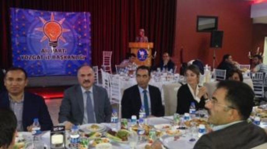 Gedikli: "ak Parti T&uuml;rkiye&rsquo;nin İstikrarını D&uuml;ş&uuml;n&uuml;yor"