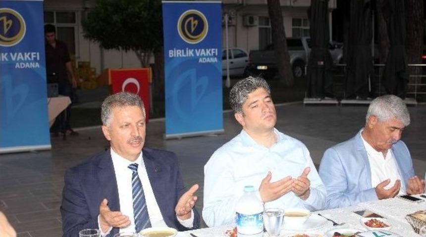 Birlik Vakfı, İftar Yemeğinde Buluştu
