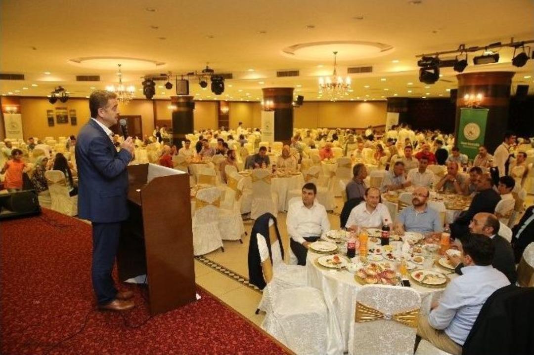 Başkan Usta, Belediye Personeliyle İftarda Buluştu