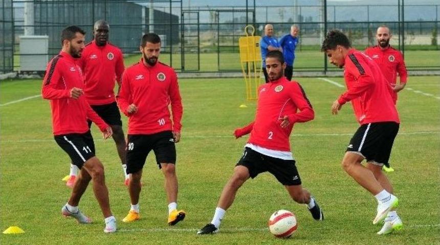 Alanyaspor Yeni Sezon Hazırlıklarını S&uuml;rd&uuml;r&uuml;yor