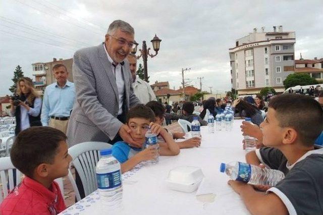 İnönü Belediyesi’nden Sokak İftarı