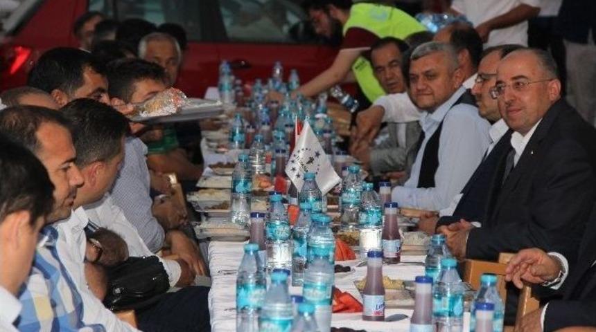 T&uuml;msiad İftar &Ccedil;adırında Buluşturdu