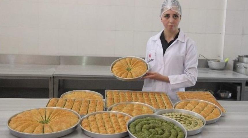 Her G&uuml;n Tonlarca Baklava Gaziantep&rsquo;ten Yola &Ccedil;ıkıyor