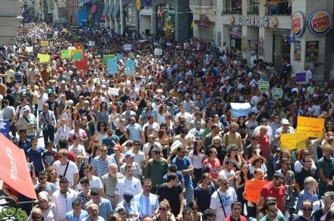 Beyoğlu&rsquo;nda Horonlu &rsquo;yeşil Yol&rsquo; Eylemi