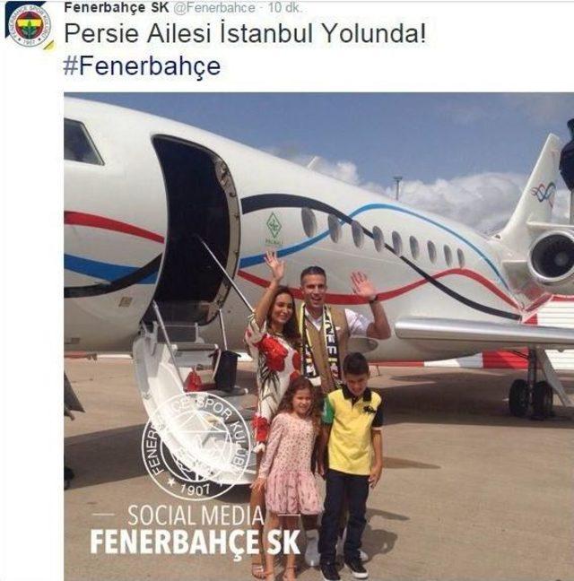 Fenerbahçe Van Persıe’ye Bu Akşam Kavuşuyor