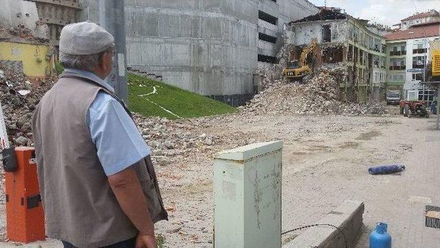 Bolu’da Yeni Belediye Binası Çalışmaları Başladı