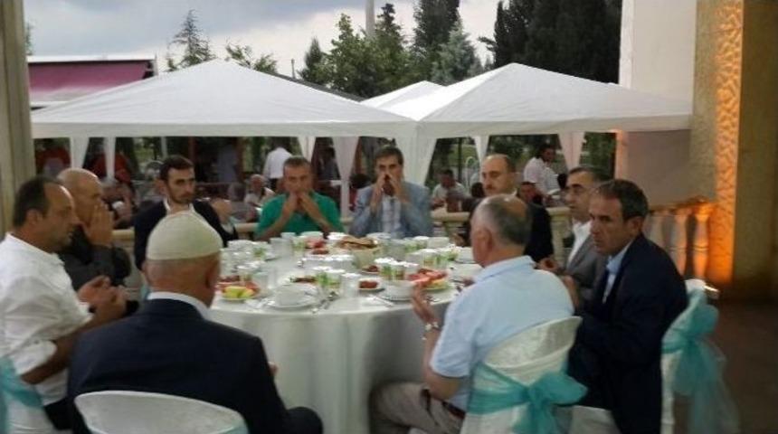 Bereket Sofraları Serdivan&rsquo;da Kuruldu