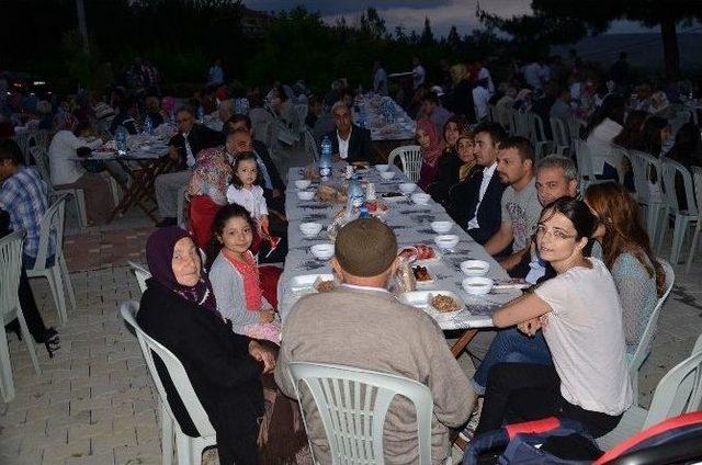 Dodurga Belediyesi’nden Kardeşlik İftarı