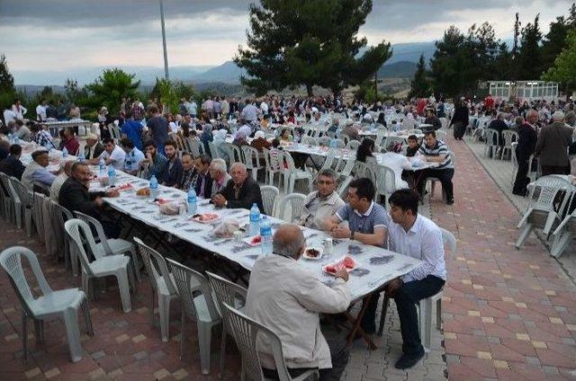 Dodurga Belediyesi’nden Kardeşlik İftarı