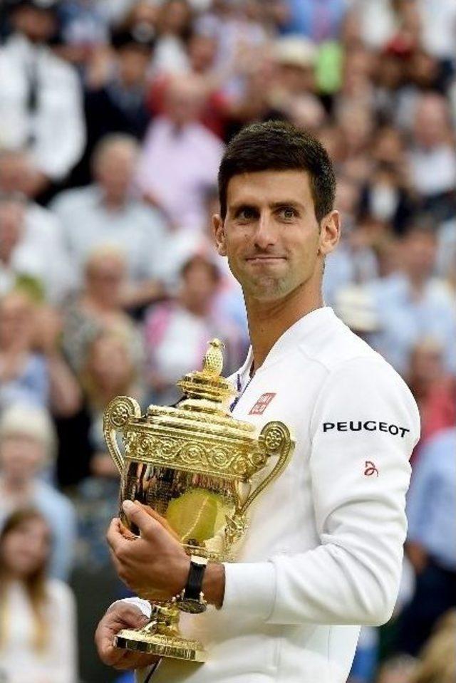 Wimbledon Şampiyonu Djokovic