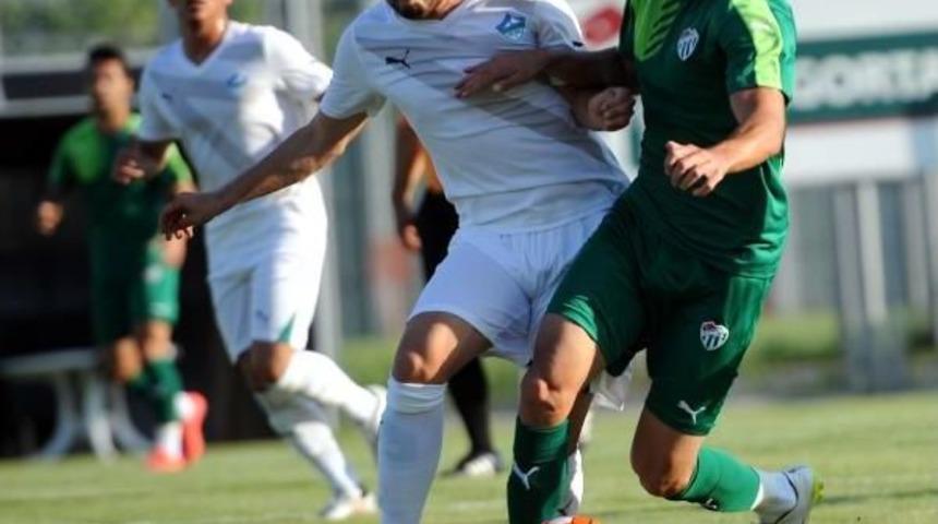 Bursaspor, Özel Maçta Yeşil Bursa'yı  2-0 Yendi