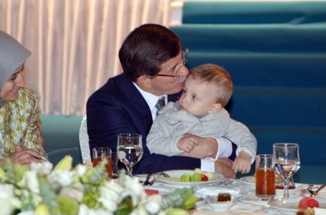 Başbakan Davutoğlu&rsquo;ndan &rsquo;koalisyon&rsquo; A&ccedil;ıklaması