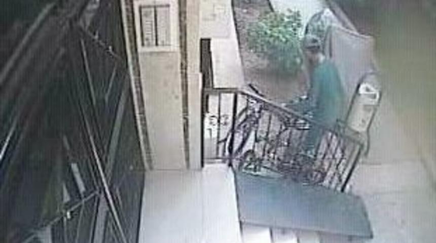 40 Saniyede &Ccedil;aldılar, 40 Saat Sonra Yakalandılar