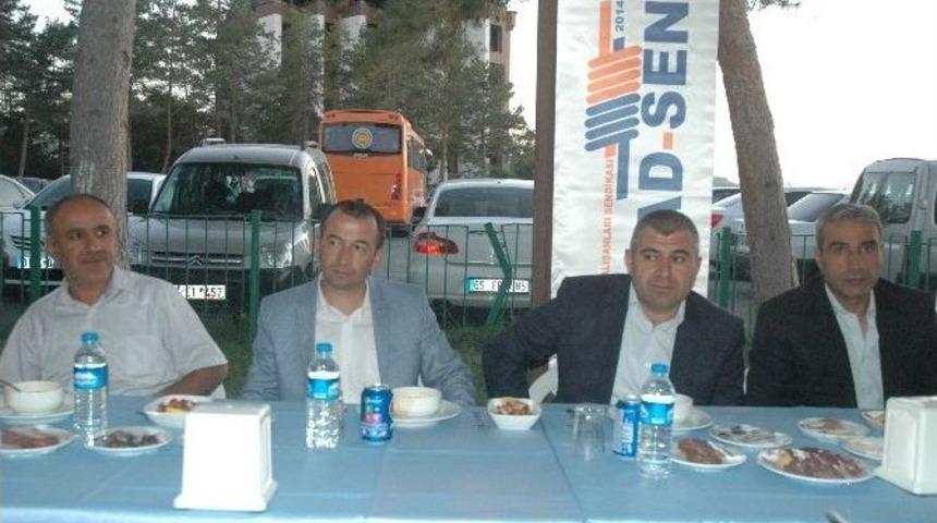 Afad-sen &Uuml;yeleri İftarda Bir Araya Geldi