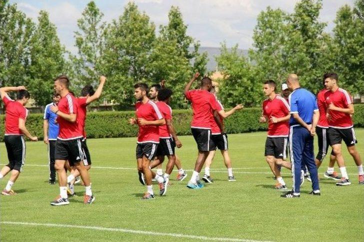 Kafkas: "hedefimiz Ligde Kalmak" G1