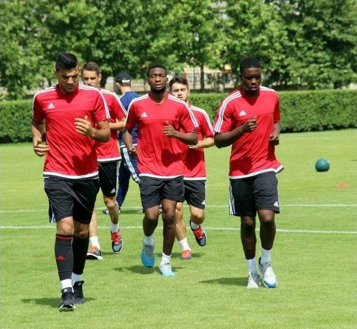 Kafkas: "hedefimiz Ligde Kalmak" G4