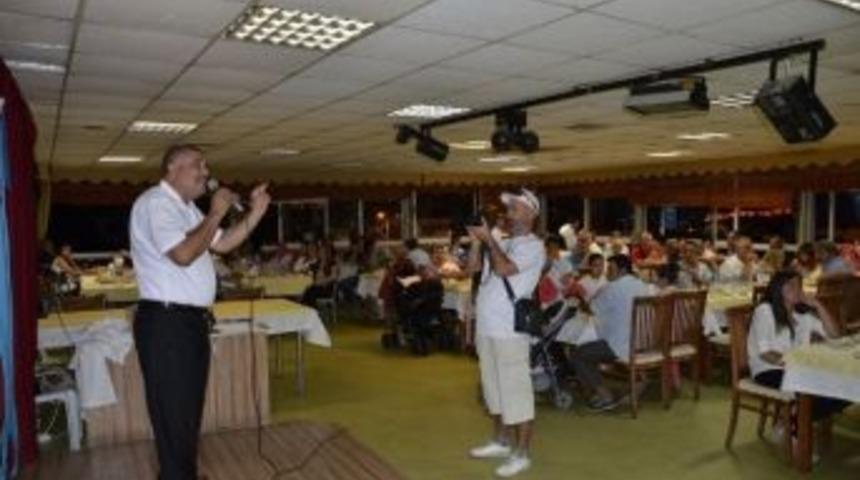 Kuşadası T&uuml;rk Ocağı&rsquo;ndan İftar Yemeği