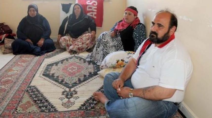 Türkmen Baba Suriye'yi Anlattı: Oğlum Kucağımda Öldü, Kızım Kayboldu